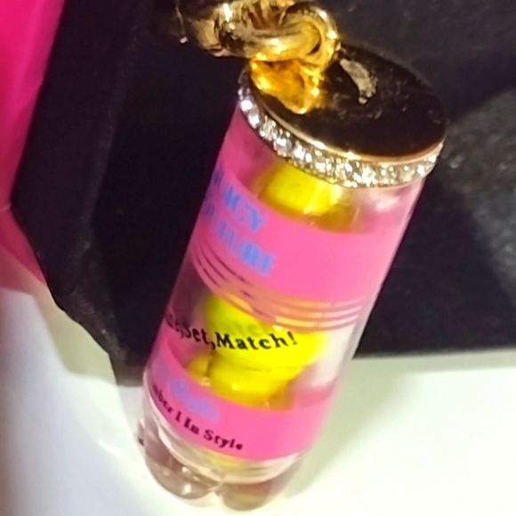 Juicy Couture Game Set Never Removed from Original 🎁 NWT - Picture 4 of 9